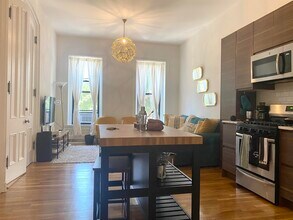 10 Monticello Ave in Jersey City, NJ - Building Photo - Building Photo