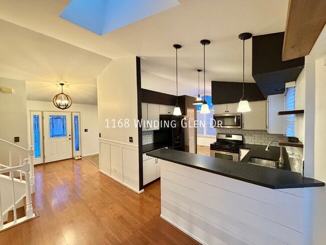 1168 Winding Glen Dr in Carol Stream, IL - Building Photo - Building Photo