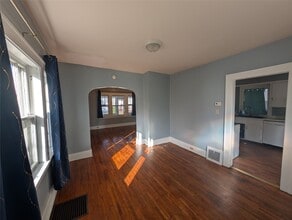 1675 W 9th St in Erie, PA - Building Photo - Building Photo