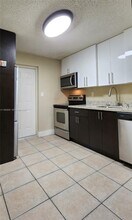 880 E 26th St in Hialeah, FL - Building Photo - Building Photo