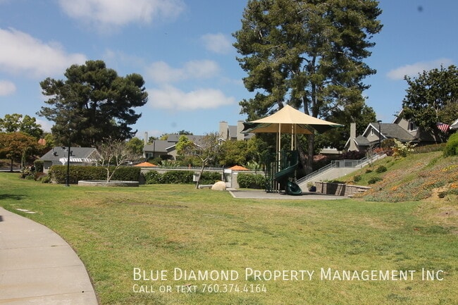 1963 Azure Way in Encinitas, CA - Building Photo - Building Photo