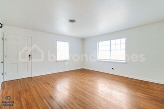 10006 Raymond Dr in Little Rock, AR - Building Photo - Building Photo