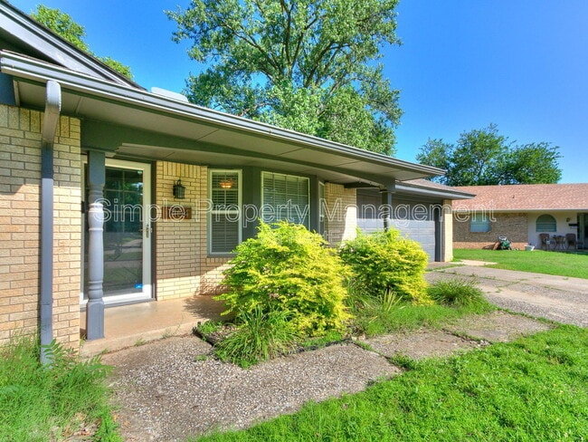 1404 Crown Point Ave in Norman, OK - Building Photo - Building Photo