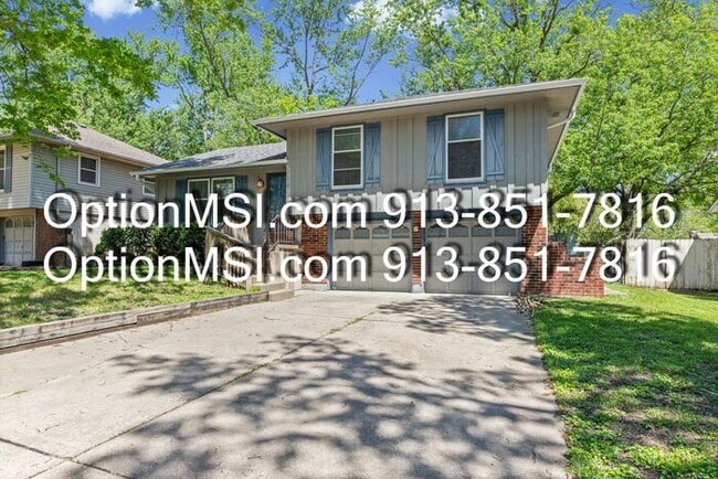 9005 Hunter St in Kansas City, MO - Building Photo - Building Photo