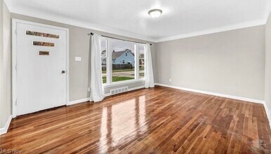 24630 Alberton Rd in Euclid, OH - Building Photo - Building Photo