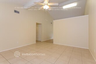 714 Valley Hill Dr in Brandon, FL - Building Photo - Building Photo