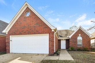 9043 William Paul Dr in Olive Branch, MS - Building Photo - Building Photo