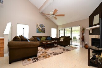 341 Goldstone Pl in Lake Mary, FL - Building Photo - Building Photo