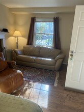 6807 Buttermere Ln, Unit Mia in Bethesda, MD - Foto de edificio - Building Photo