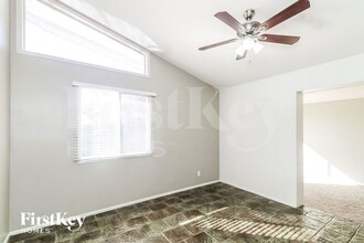 3320 S Margo Dr in Tempe, AZ - Building Photo - Building Photo
