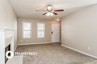 1906 Elm Park Dr in Hampton, GA - Building Photo - Building Photo