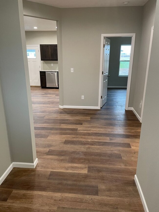 111 Ledgestone Dr in Rogersville, MO - Building Photo - Building Photo