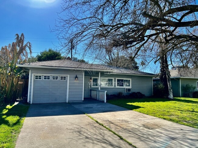 1932 Rutledge Way in Stockton, CA - Building Photo - Building Photo