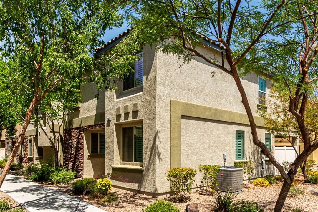 6145 Scarlet Leaf St in Las Vegas, NV - Foto de edificio