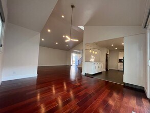 3893 Middlefield Rd in Palo Alto, CA - Building Photo - Building Photo