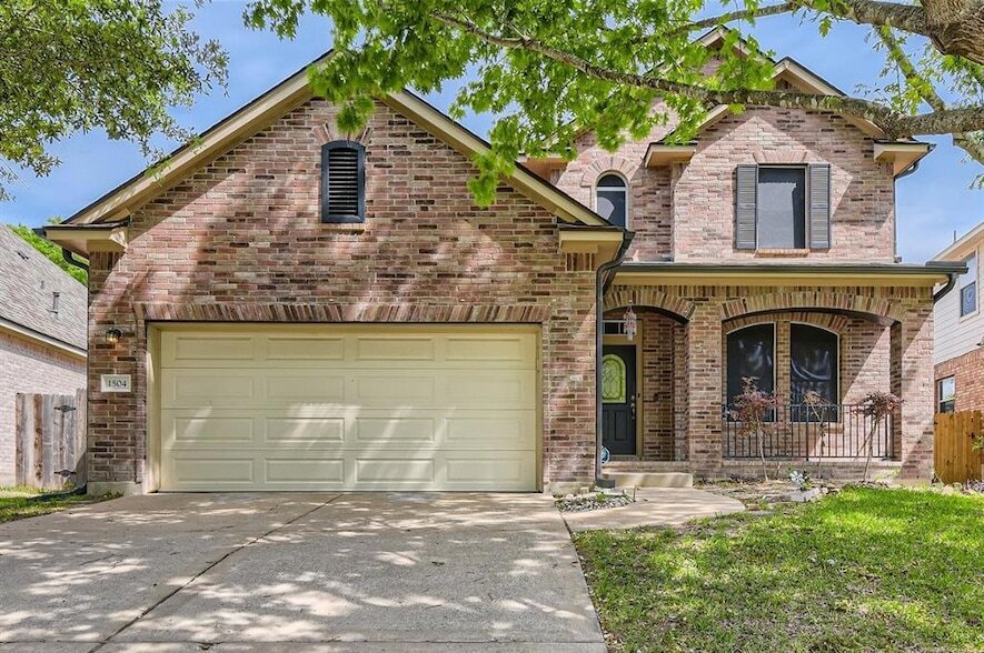 1504 Weatherford Dr in Austin, TX - Foto de edificio