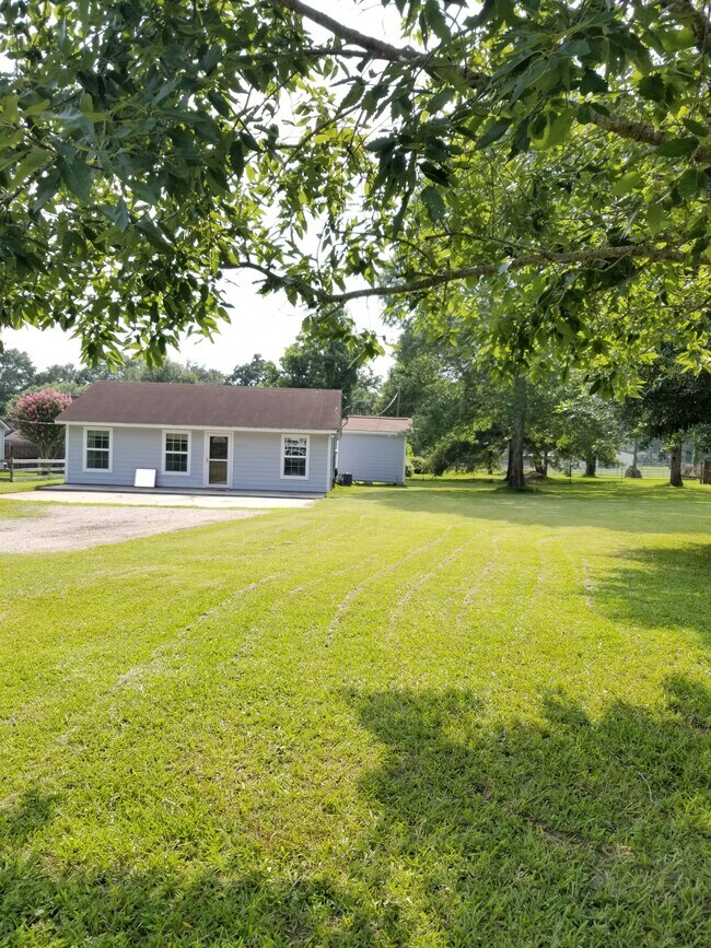 30305 Little Brook Ln Rentals in Magnolia, TX