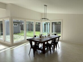 4711 Imogene St in Houston, TX - Building Photo - Building Photo