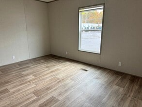 563 Travis Wy in Newport, TN - Building Photo - Building Photo