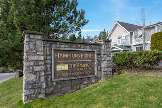 The Hamptons in Issaquah, WA - Foto de edificio - Building Photo