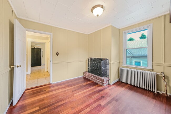 483 New York Ave, Unit 2