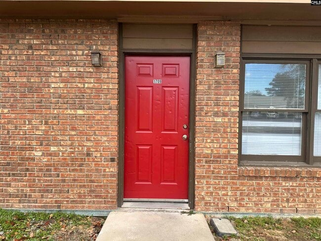 property at 1707-1707 Stahl St