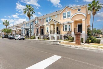 6611 Time Square Ave in Orlando, FL - Building Photo - Building Photo