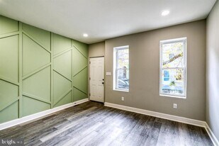 160 East St in Philadelphia, PA - Building Photo