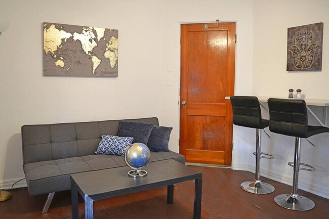 property at 2728 Raeford Rd