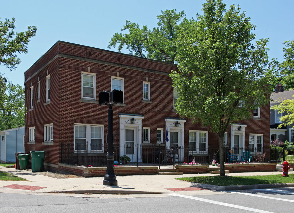 55 Philomethian St in Chagrin Falls, OH - Foto de edificio