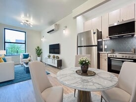 524 W 134th St in New York, NY - Building Photo