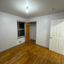 38 Graham St in Jersey City, NJ - Building Photo - Building Photo