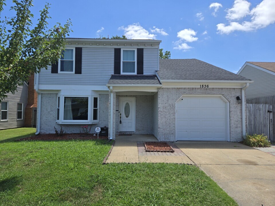 1836 Haviland Dr in Virginia Beach, VA - Building Photo