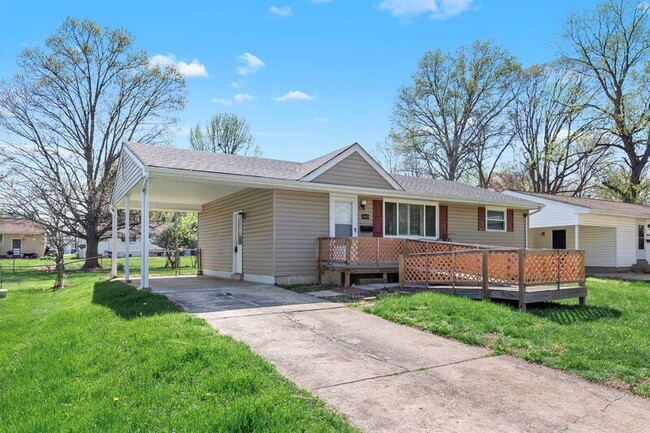 840 Daniel Boone Dr in Florissant, MO - Building Photo - Building Photo
