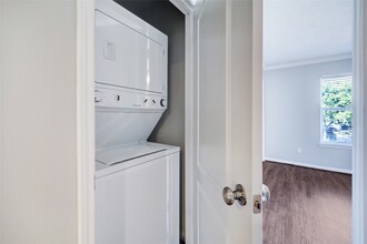 835 Heights Blvd in Houston, TX - Foto de edificio - Building Photo