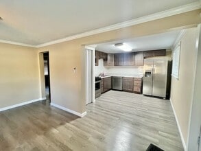 401 Brett St S in Crestview, FL - Building Photo - Building Photo