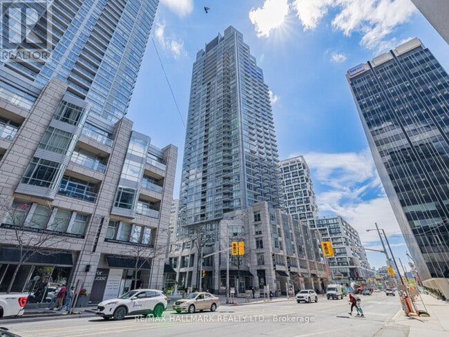 property at 2181 Yonge St