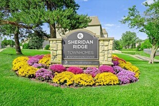 Sheridan Ridge Townhomes in Overland Park, KS - Building Photo
