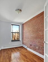 124 Ridge St in New York, NY - Building Photo - Building Photo