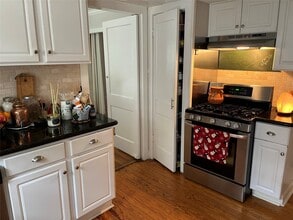 2121 Milford St in Houston, TX - Building Photo - Building Photo