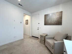 16782 Tulip Tree St in Fontana, CA - Building Photo - Building Photo