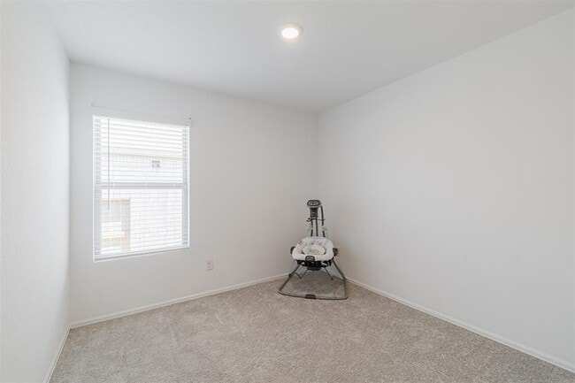 property at 3110 Spanish Oak Ln