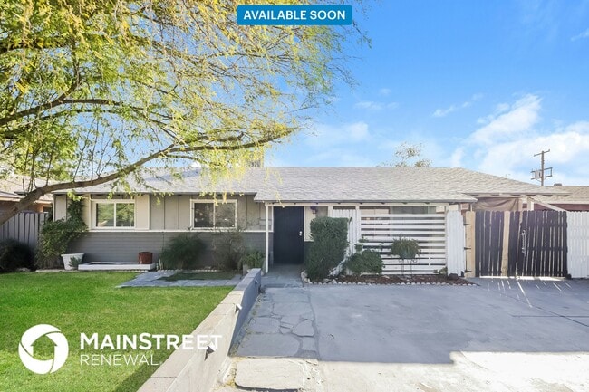 property at 4749 N 39th Dr