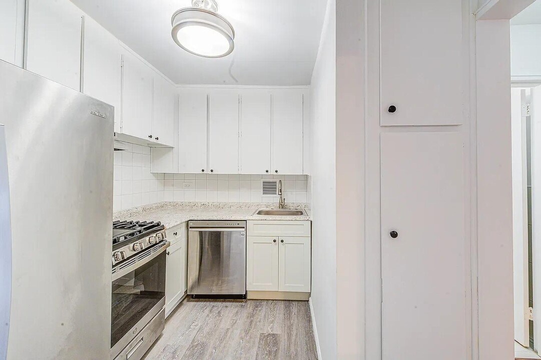 1275 E 51st St in Brooklyn, NY - Building Photo