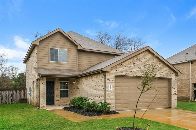 1605 Cardinal Dr in Ennis, TX - Building Photo - Building Photo