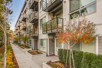 Fraser Landing Apartments in Surrey, BC - Building Photo - Building Photo