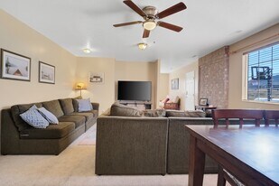 129 N 100 W in Garden City, UT - Building Photo