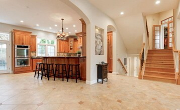 12037 Stuart Ridge Dr in Herndon, VA - Building Photo - Building Photo