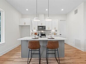 6532 Weston St in Houston, TX - Building Photo - Building Photo