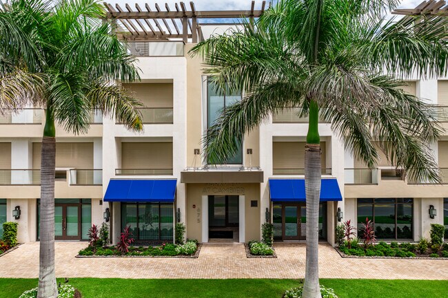 Parkview at Cambier in Naples, FL - Building Photo - Building Photo
